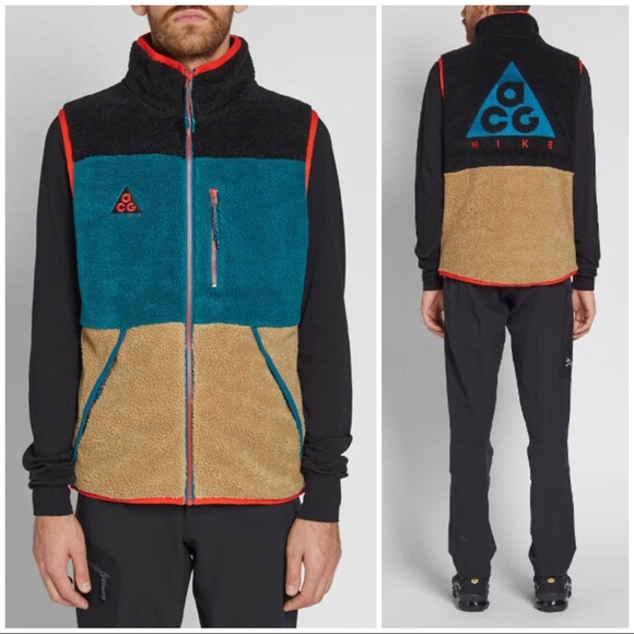nike nsw acg vest